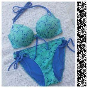 SOLD! Victoria Secret Bombshell RARE Lace Bikini